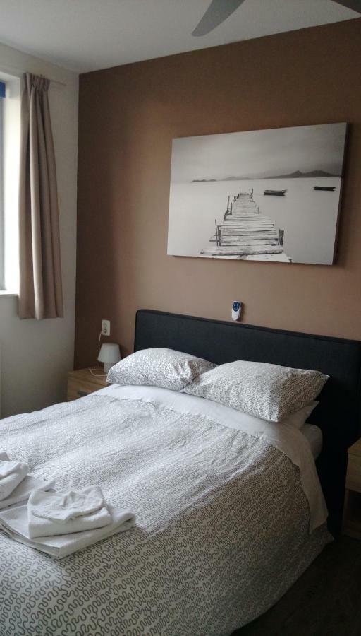 Bon Bed & Breakfast アムステルダム エクステリア 写真